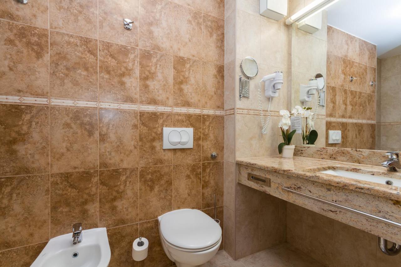 Residence Marina - Oleander Resort Portorož Kültér fotó
